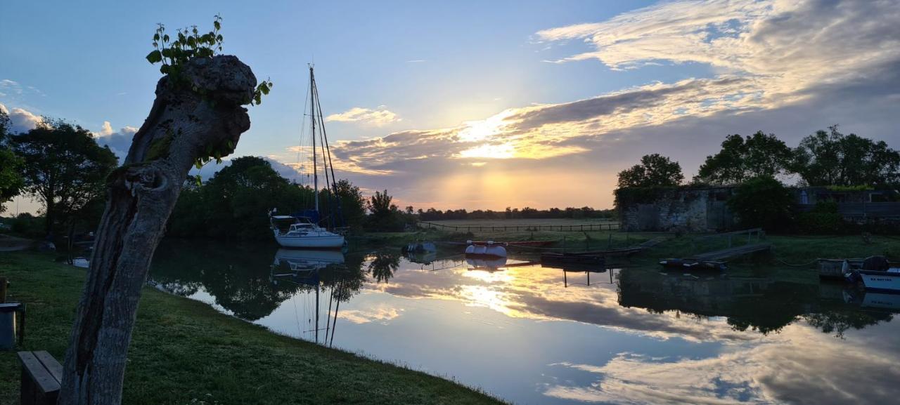 Domaine Des Pres De Joussac - Protocole Sanitaire Strict Villa Jau-Dignac-et-Loirac Eksteriør bilde