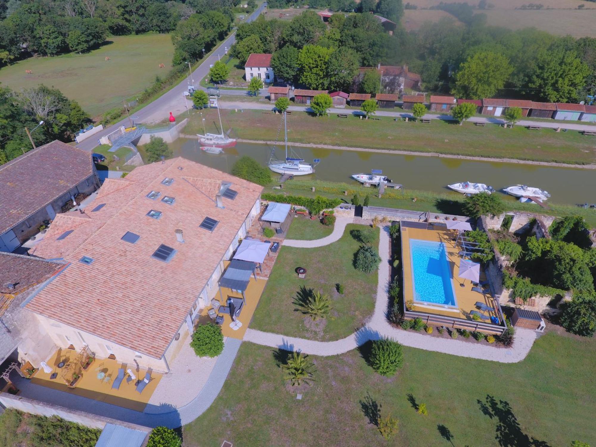 Domaine Des Pres De Joussac - Protocole Sanitaire Strict Villa Jau-Dignac-et-Loirac Eksteriør bilde